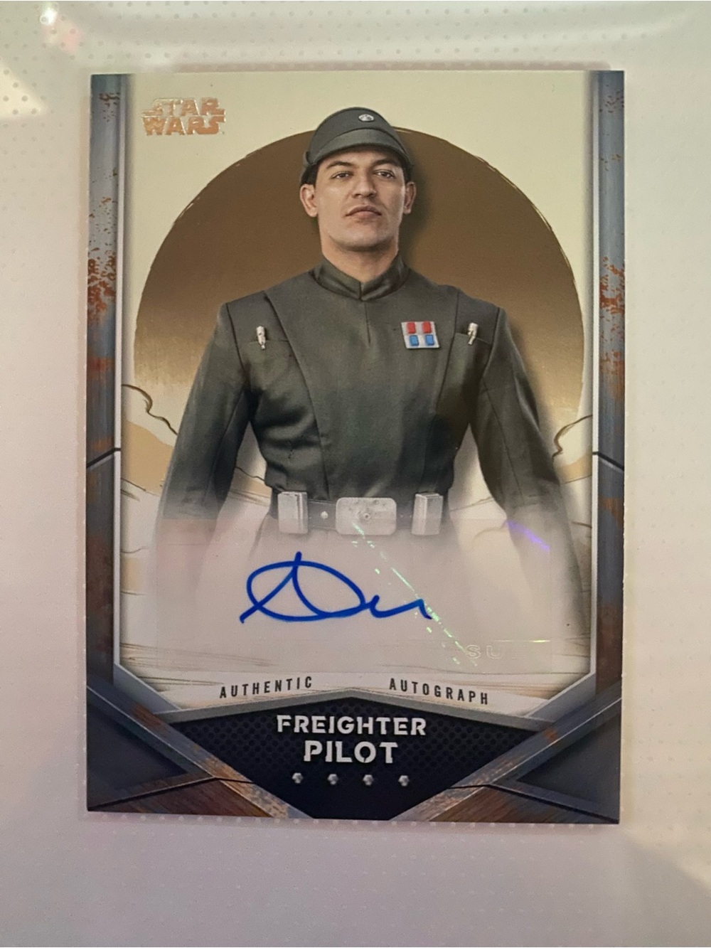 Topps 2021The Mandalorian Freighter Pilot Autograph Card - Blue Ink Signature
